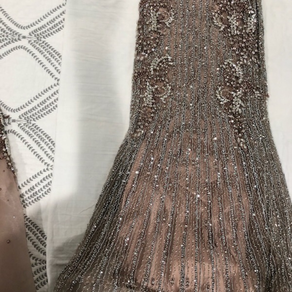 COUTURE DRESS - Picture 5 of 7